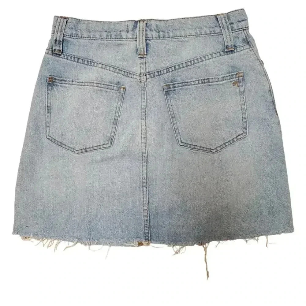 Madewell Rigid Denim A-Line Mini Skirt in Lunar Wash: Cutout Edition 27 - Picture 2 of 5